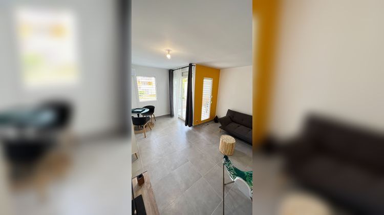 Ma-Cabane - Location Appartement Sainte-Rose, 55 m²