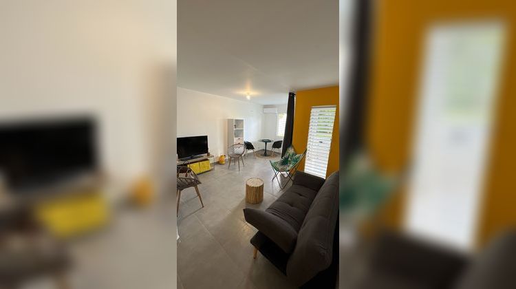 Ma-Cabane - Location Appartement Sainte-Rose, 55 m²