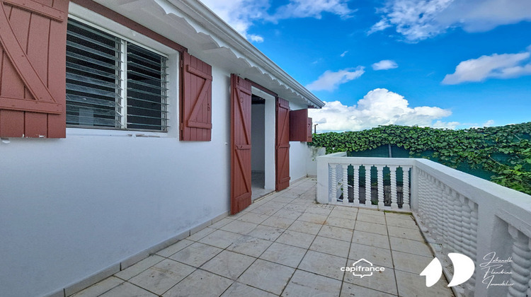 Ma-Cabane - Location Appartement SAINTE ROSE, 94 m²