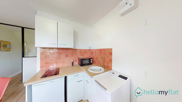 Ma-Cabane - Location Appartement Sainte-Savine, 19 m²