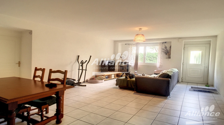Ma-Cabane - Location Appartement Sainte-Suzanne, 69 m²