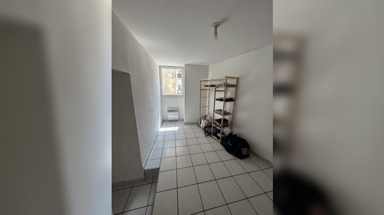 Ma-Cabane - Location Appartement Saintes, 33 m²