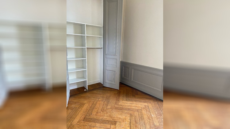 Ma-Cabane - Location Appartement Saintes, 43 m²