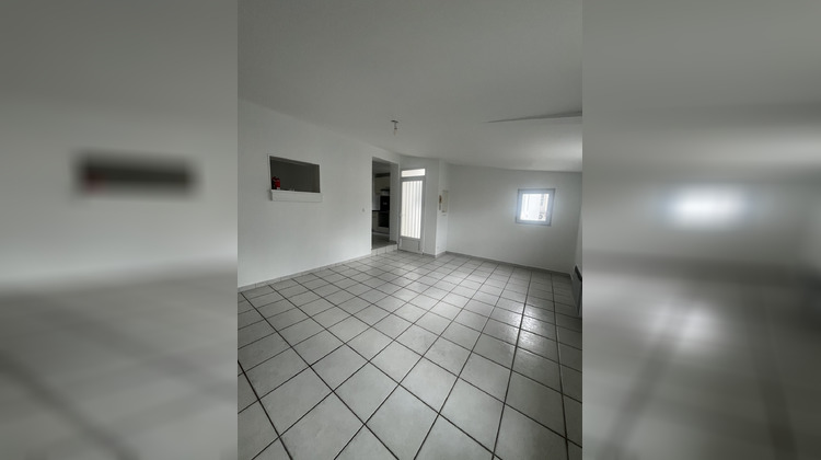 Ma-Cabane - Location Appartement Saintes, 51 m²