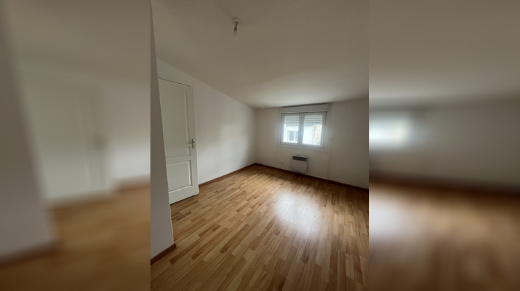 Ma-Cabane - Location Appartement Saintes, 51 m²