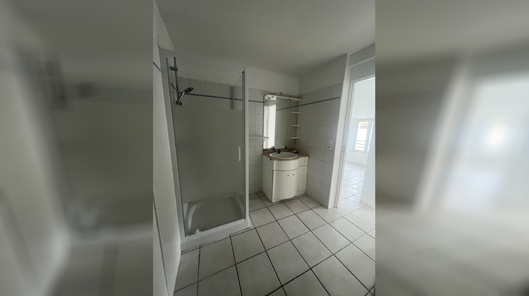 Ma-Cabane - Location Appartement Saintes, 51 m²