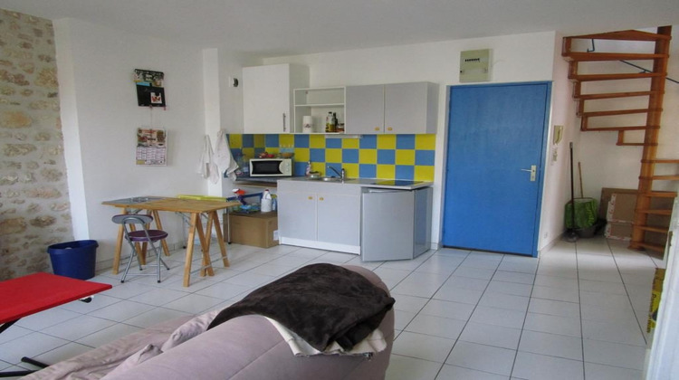 Ma-Cabane - Location Appartement Saintes, 43 m²