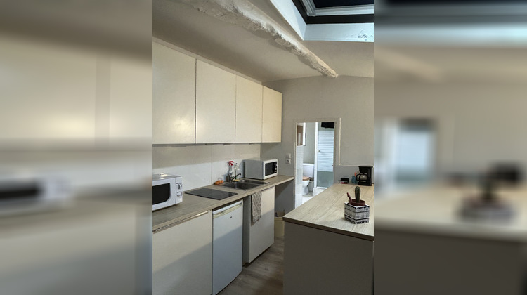 Ma-Cabane - Location Appartement Saintes, 32 m²