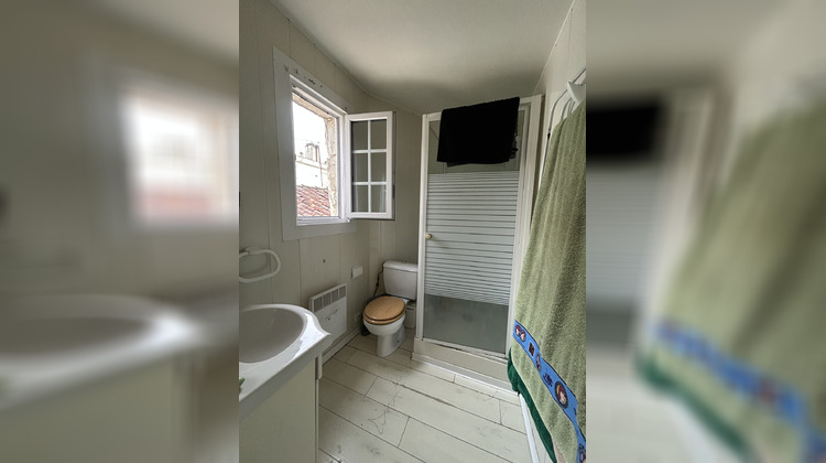 Ma-Cabane - Location Appartement Saintes, 32 m²