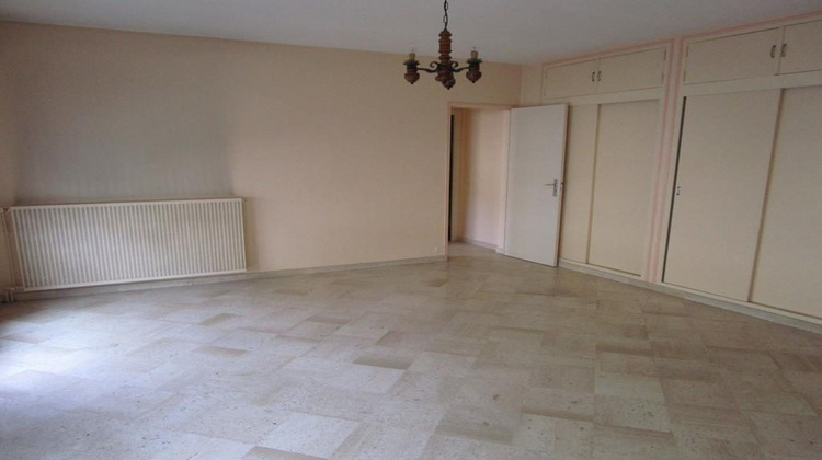Ma-Cabane - Location Appartement Saintes, 39 m²