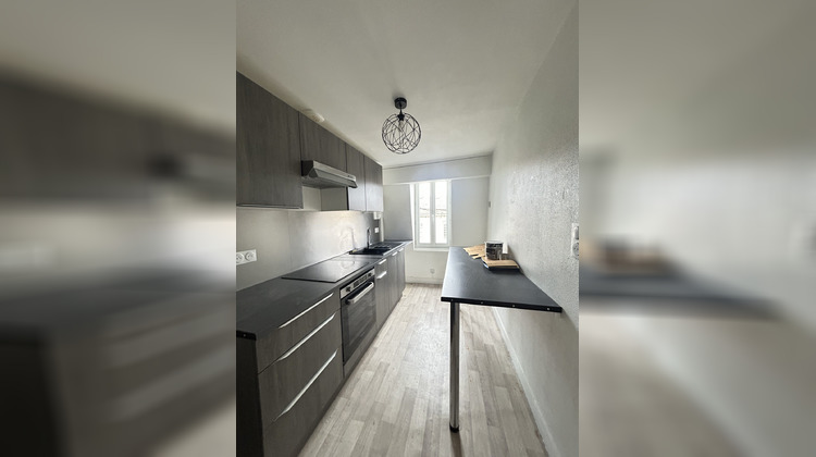 Ma-Cabane - Location Appartement Saintes, 41 m²