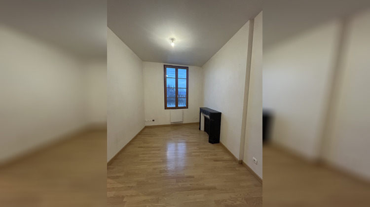 Ma-Cabane - Location Appartement Saintes, 28 m²