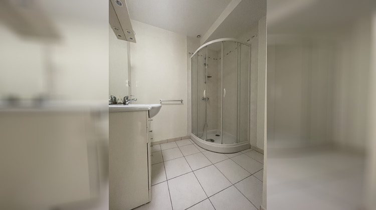 Ma-Cabane - Location Appartement Saintes, 54 m²