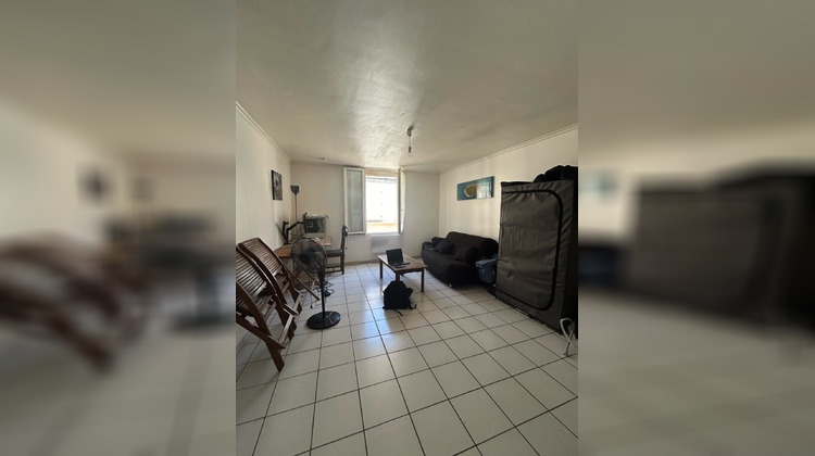 Ma-Cabane - Location Appartement Saintes, 28 m²