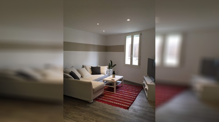 Ma-Cabane - Location Appartement Saintes, 89 m²