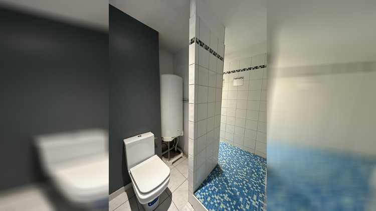 Ma-Cabane - Location Appartement Saintes, 25 m²