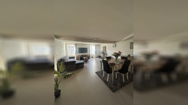 Ma-Cabane - Location Appartement Saintes, 90 m²