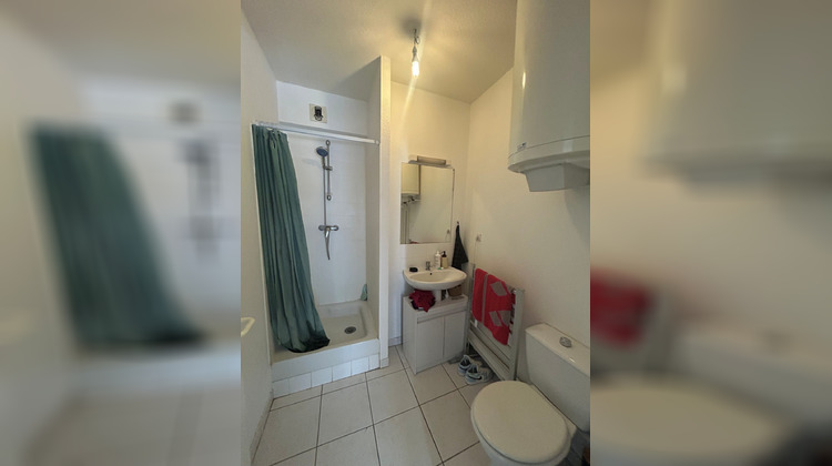 Ma-Cabane - Location Appartement Saintes, 28 m²