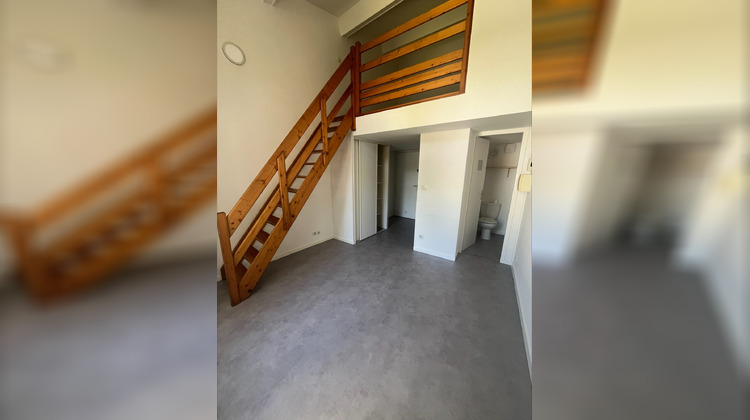 Ma-Cabane - Location Appartement Saintes, 22 m²