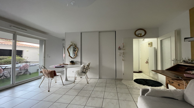 Ma-Cabane - Location Appartement Saintes, 28 m²