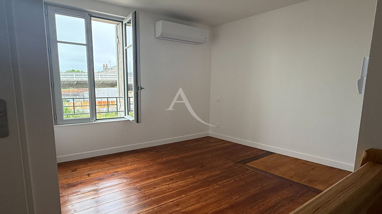 Ma-Cabane - Location Appartement SAINTES, 28 m²