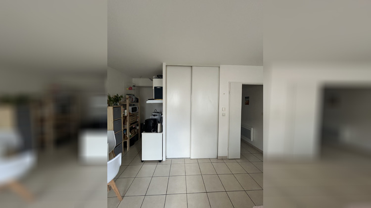 Ma-Cabane - Location Appartement Saintes, 25 m²
