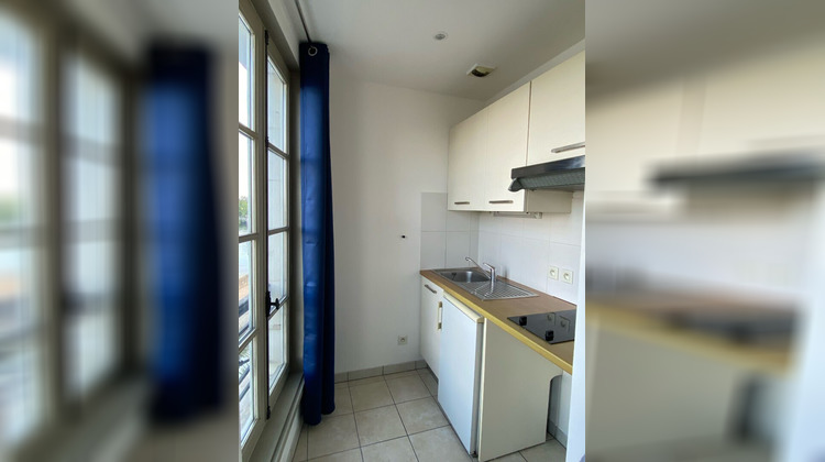 Ma-Cabane - Location Appartement Saintes, 25 m²