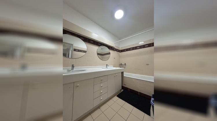 Ma-Cabane - Location Appartement Saintes, 72 m²