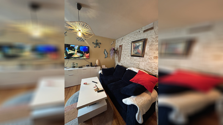 Ma-Cabane - Location Appartement Saintes, 32 m²