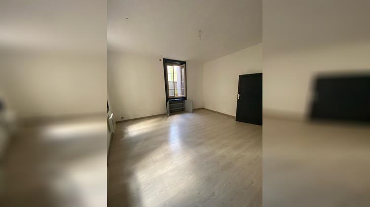 Ma-Cabane - Location Appartement Saintes, 40 m²