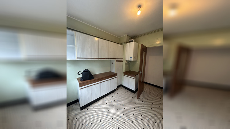 Ma-Cabane - Location Appartement Saintes, 47 m²