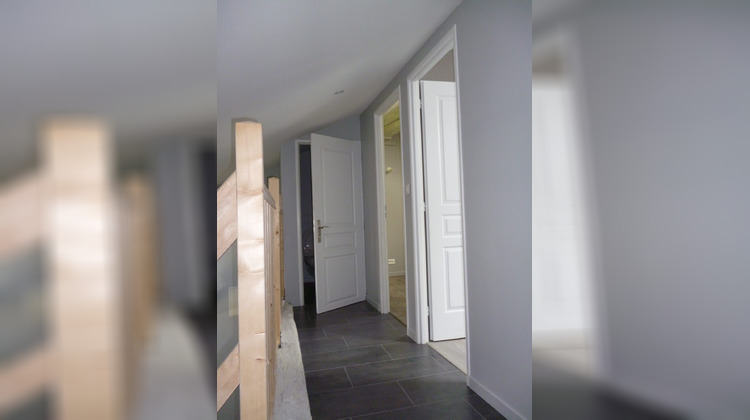 Ma-Cabane - Location Appartement Saintes, 99 m²