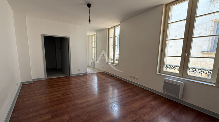 Ma-Cabane - Location Appartement SAINTES, 20 m²