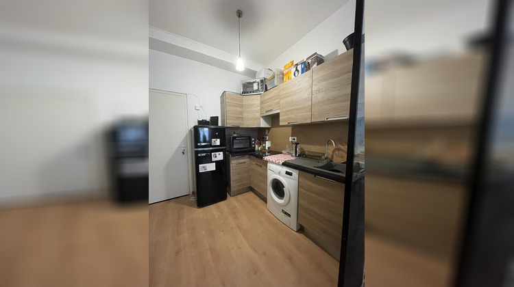Ma-Cabane - Location Appartement Saintes, 30 m²