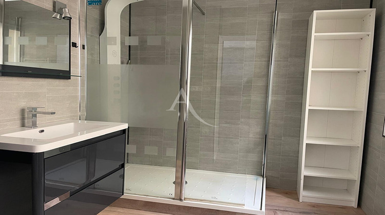 Ma-Cabane - Location Appartement SAINTES, 72 m²