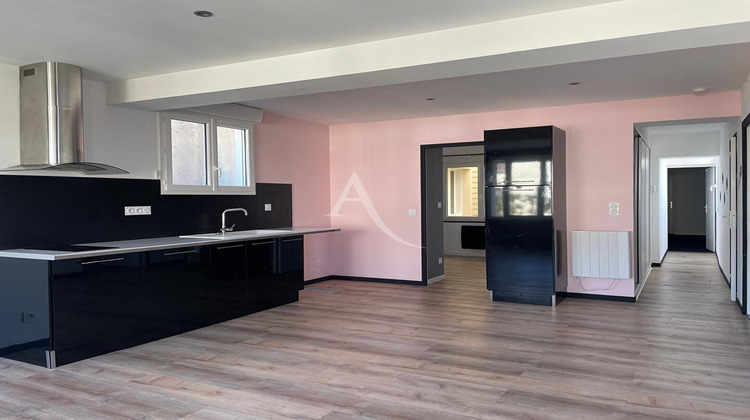 Ma-Cabane - Location Appartement SAINTES, 72 m²