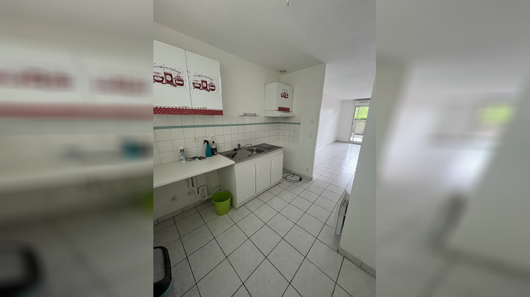 Ma-Cabane - Location Appartement Saintes, 67 m²