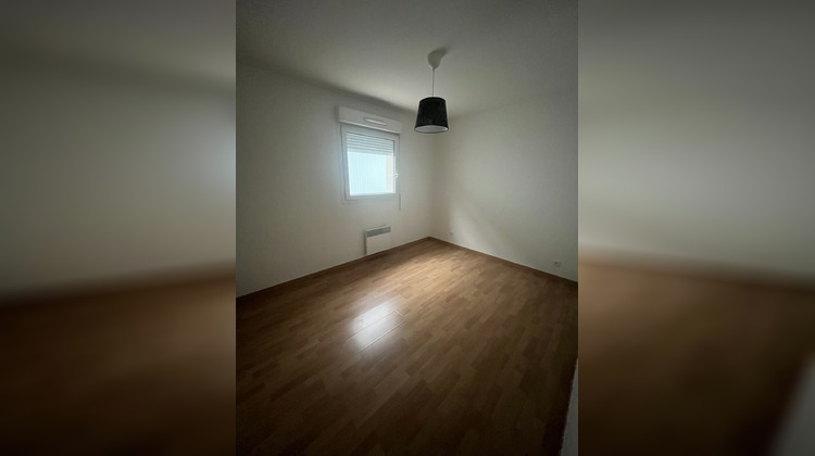 Ma-Cabane - Location Appartement Saintes, 67 m²