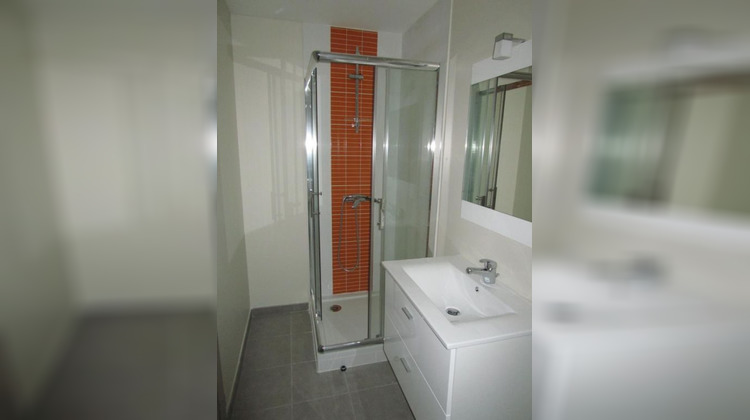 Ma-Cabane - Location Appartement Saintes, 36 m²