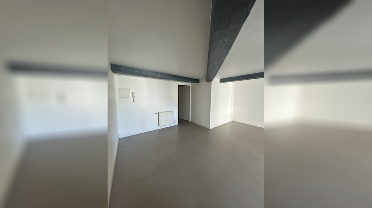 Ma-Cabane - Location Appartement Saintes, 92 m²