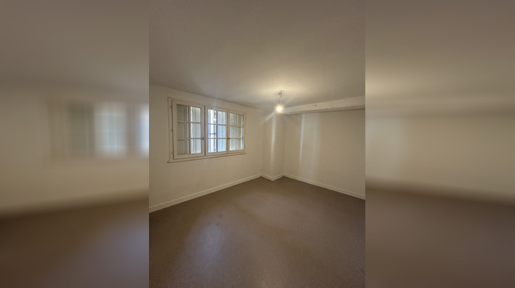 Ma-Cabane - Location Appartement Saintes, 92 m²