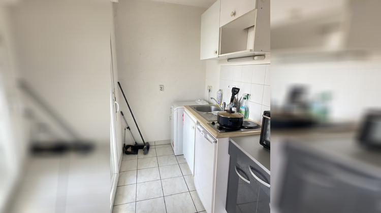 Ma-Cabane - Location Appartement Saintes, 32 m²