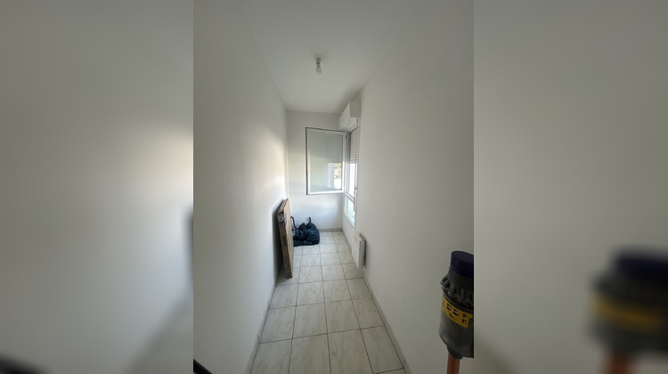 Ma-Cabane - Location Appartement Saintes, 32 m²