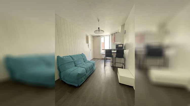Ma-Cabane - Location Appartement Saintes, 15 m²