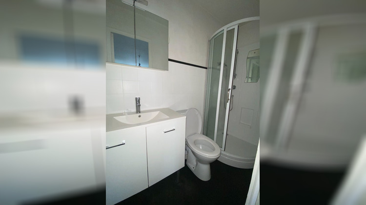 Ma-Cabane - Location Appartement Saintes, 15 m²