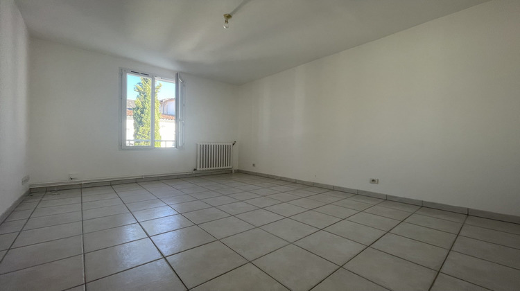 Ma-Cabane - Location Appartement Saintes, 90 m²