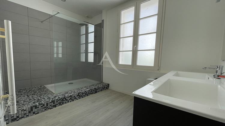 Ma-Cabane - Location Appartement SAINTES, 88 m²