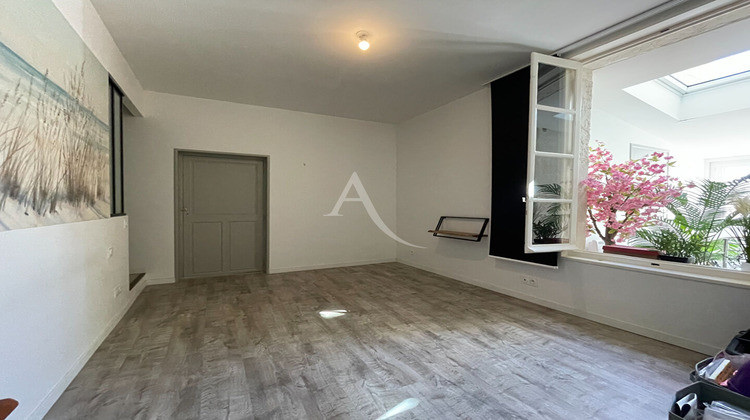 Ma-Cabane - Location Appartement SAINTES, 88 m²