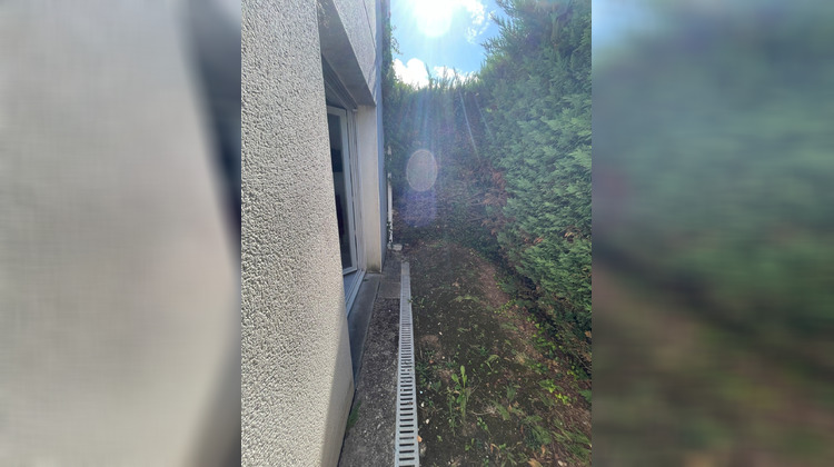 Ma-Cabane - Location Appartement Saintes, 24 m²