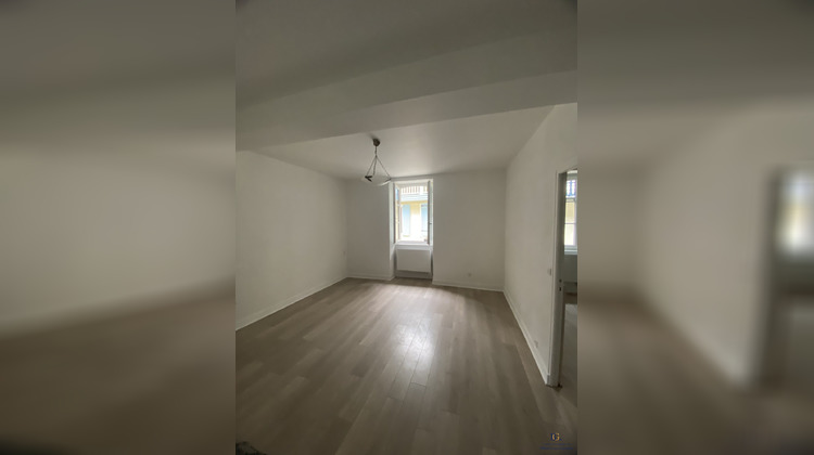 Ma-Cabane - Location Appartement Salies-de-Béarn, 65 m²